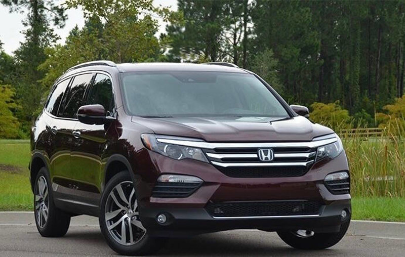 Used 2017 Honda Pilot Elite image 1