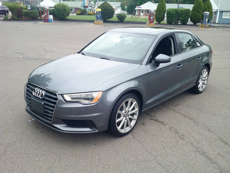 Used 2016 Audi A3 2.0T Premium image 1