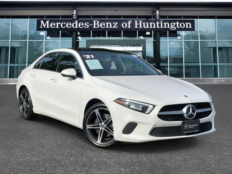 Certified 2021 Mercedes-Benz A 220 4MATIC image 1