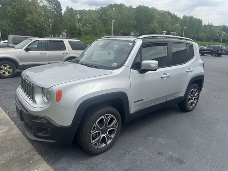 Used 2016 Jeep Renegade Limited image 1