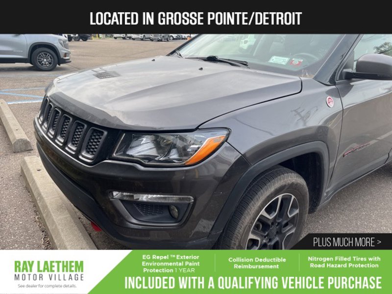 Used 2019 Jeep Compass Trailhawk image 1