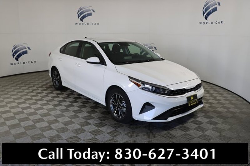 Certified 2023 Kia Forte LXS image 1