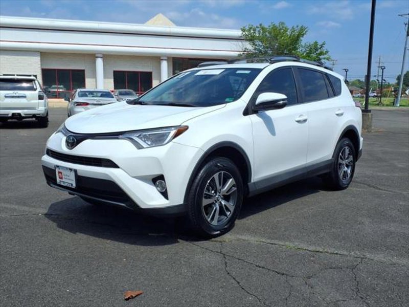 Certified 2017 Toyota RAV4 XLE image 1