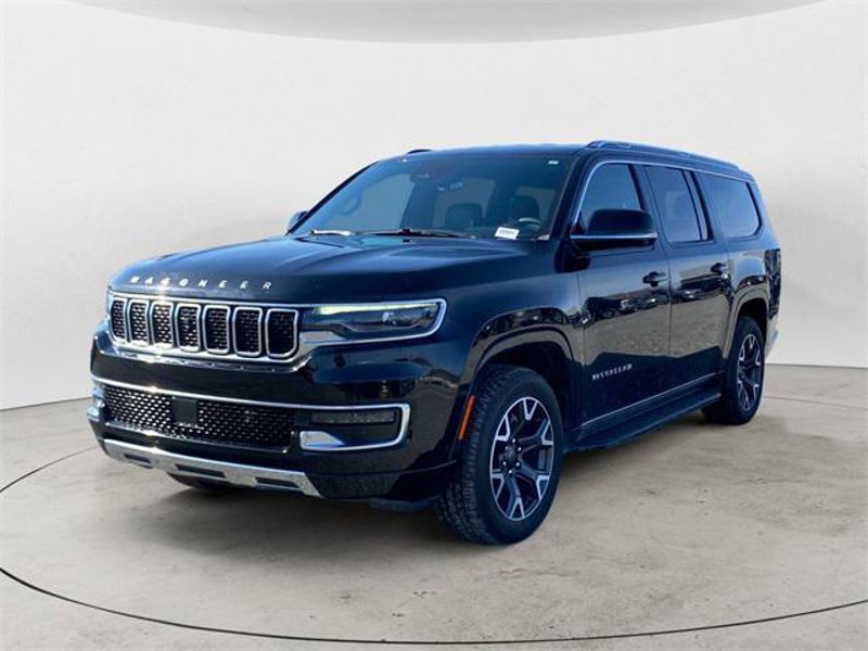 Certified 2023 Jeep Wagoneer L Series III w/ Convenience Group I image 1