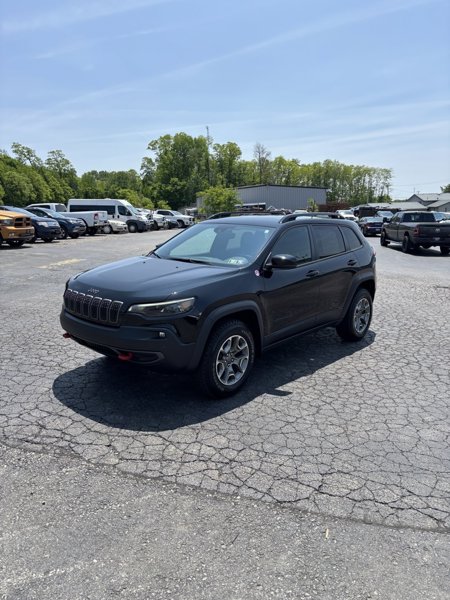 Used 2022 Jeep Cherokee Trailhawk image 1