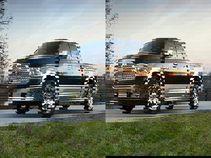 Used 2017 RAM 1500 Express image 1