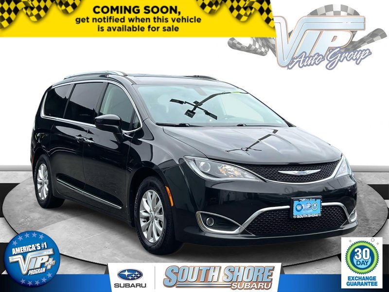Used 2018 Chrysler Pacifica Touring-L Plus image 1