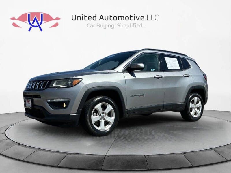 Used 2018 Jeep Compass Latitude w/ Popular Equipment Group image 1