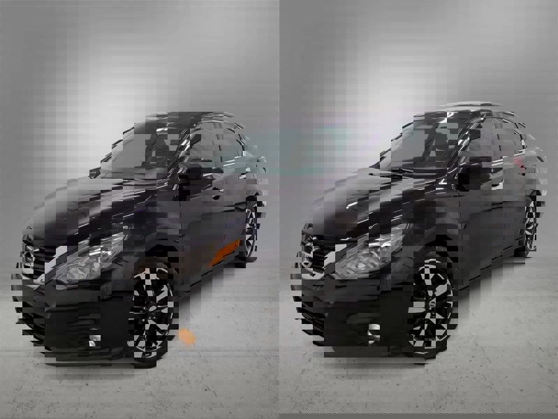 Used 2018 Nissan Altima 2.5 SR image 1