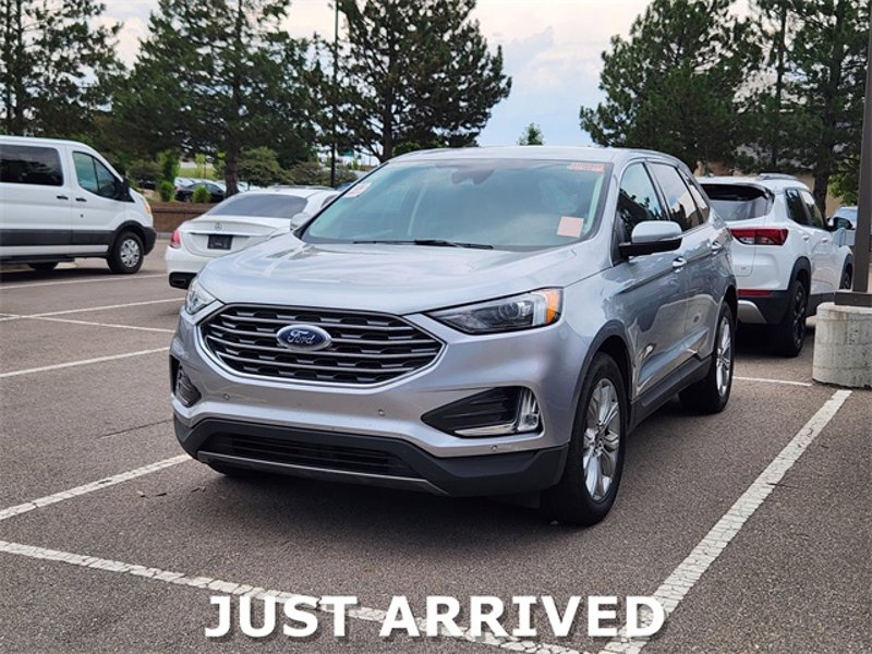Used 2024 Ford Edge Titanium image 1