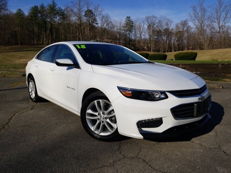 Used 2018 Chevrolet Malibu LT image 1
