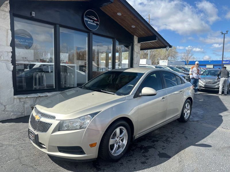 Used 2014 Chevrolet Cruze LT w/ Enhanced Safety Package image 1