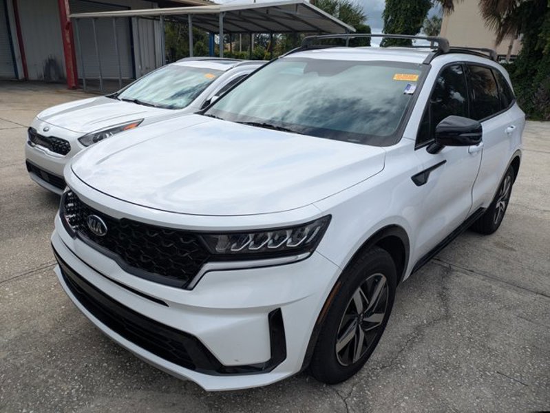 Certified 2021 Kia Sorento S image 1