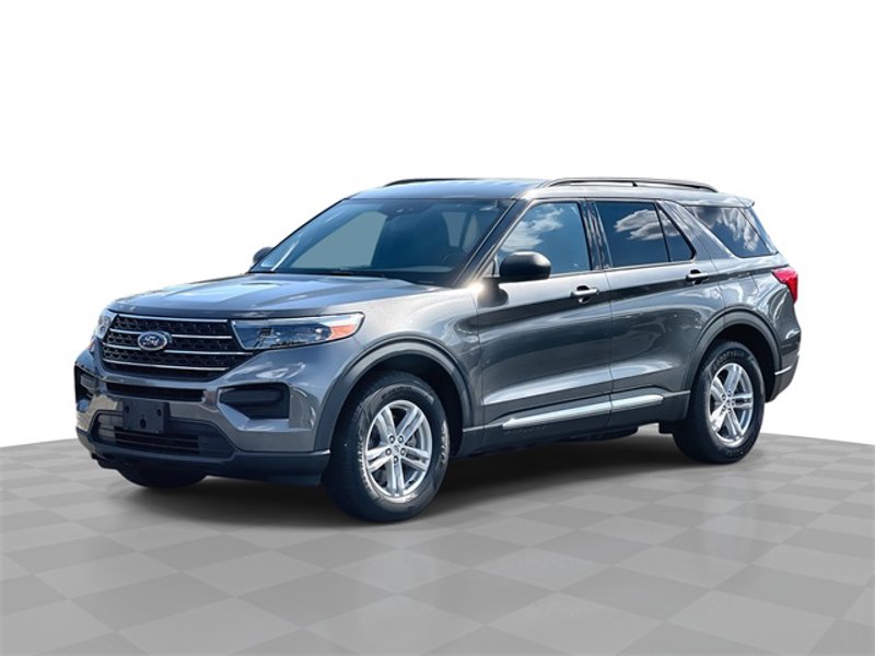 Used 2020 Ford Explorer XLT image 1