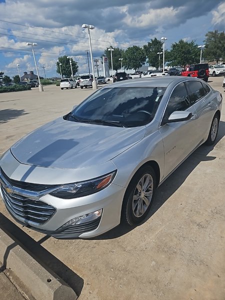 Used 2022 Chevrolet Malibu LT image 1