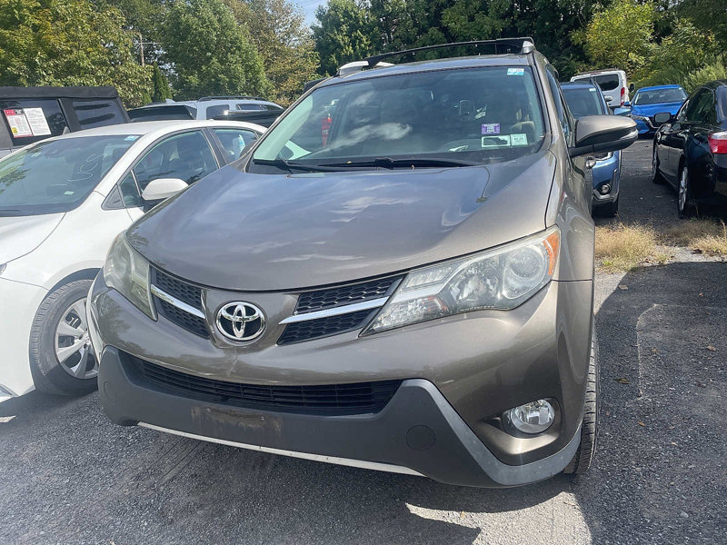 Used 2013 Toyota RAV4 XLE image 1