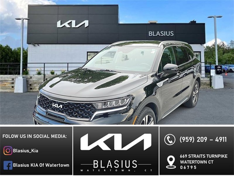 Certified 2023 Kia Sorento EX image 1