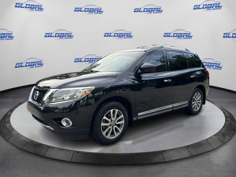 Used 2014 Nissan Pathfinder SL image 1