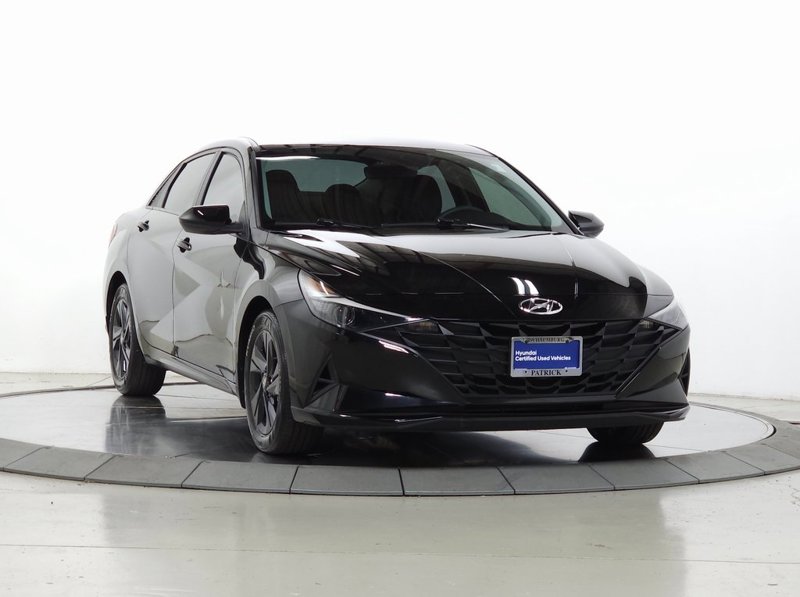 Certified 2023 Hyundai Elantra SEL image 1