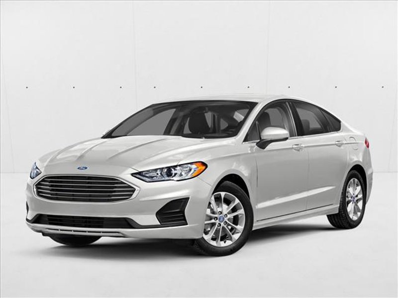 Used 2019 Ford Fusion Titanium image 1