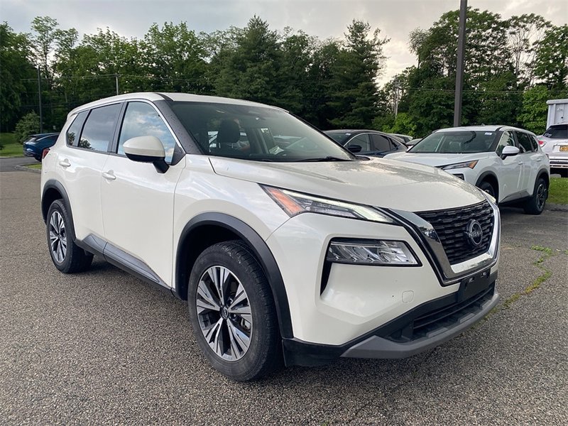 Certified 2023 Nissan Rogue SV image 1