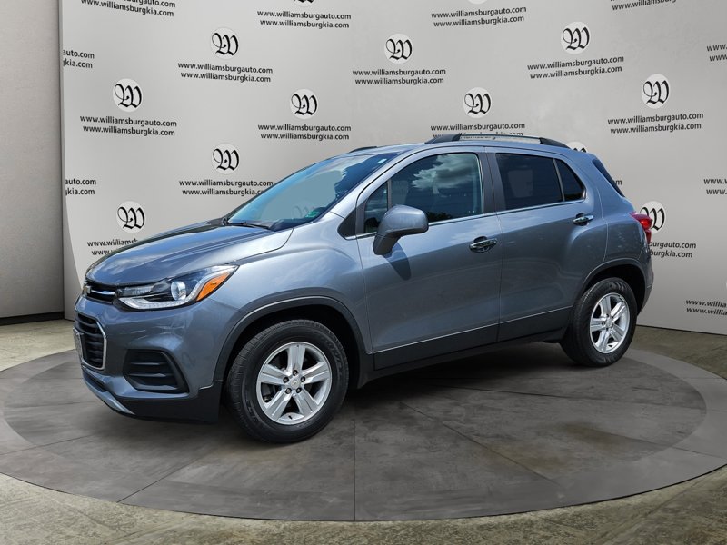 Used 2019 Chevrolet Trax LT w/ LT Convenience Package image 1