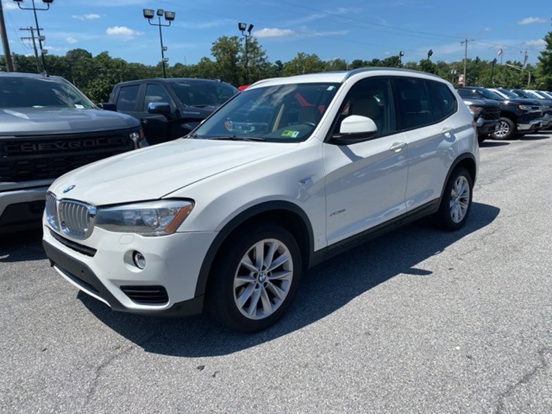 Used 2016 BMW X3 xDrive28i image 1