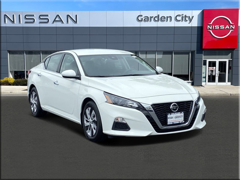 Certified 2022 Nissan Altima 2.5 S image 1