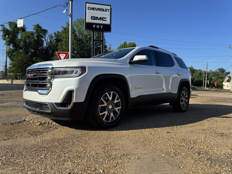 Certified 2022 GMC Acadia SLT w/ Technology Package image 1