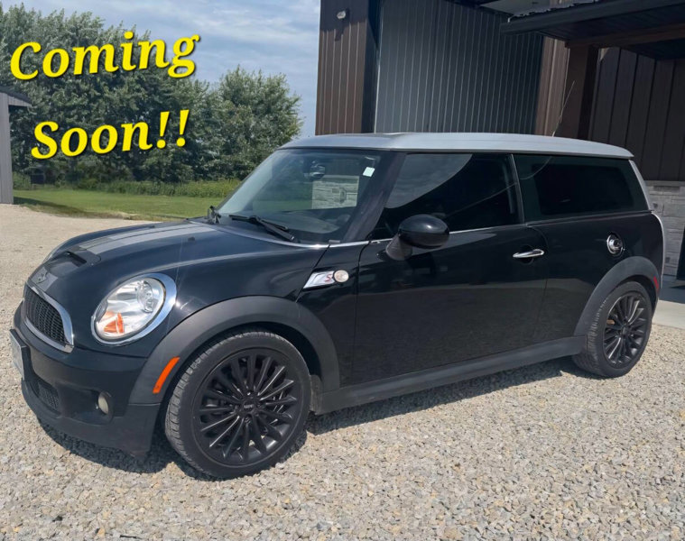 Used 2010 MINI Cooper Clubman S image 1