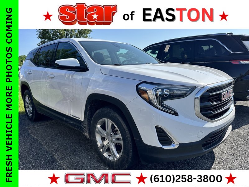 Used 2020 GMC Terrain SLE w/ LPO, Floor Liner Package image 1