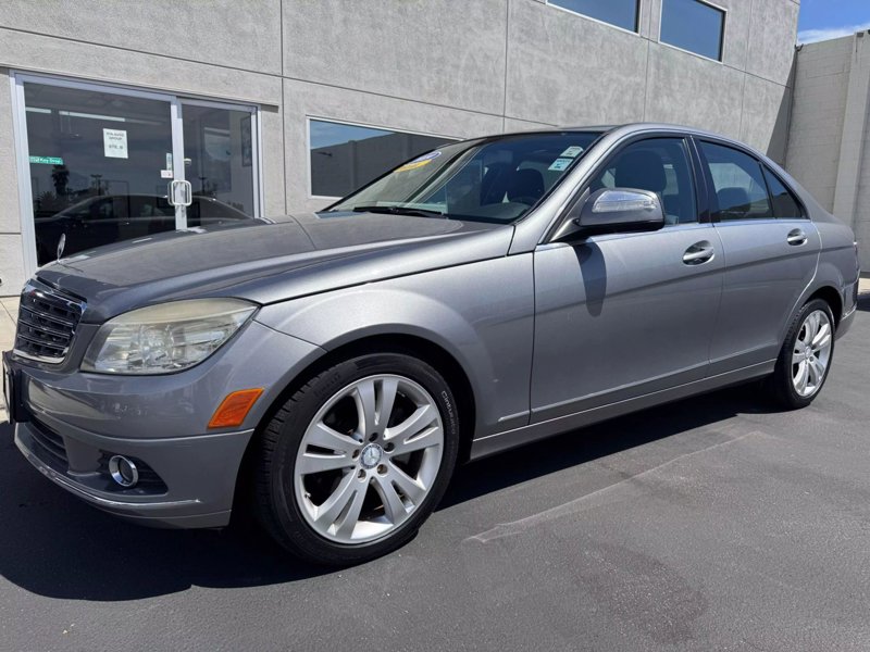 Used 2009 Mercedes-Benz C 300 Sedan image 1