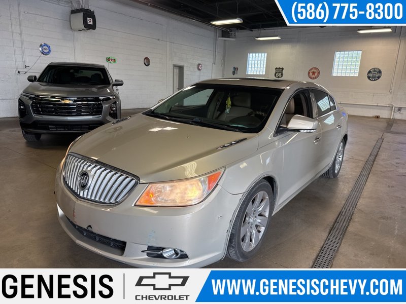 Used 2011 Buick LaCrosse CXL image 1