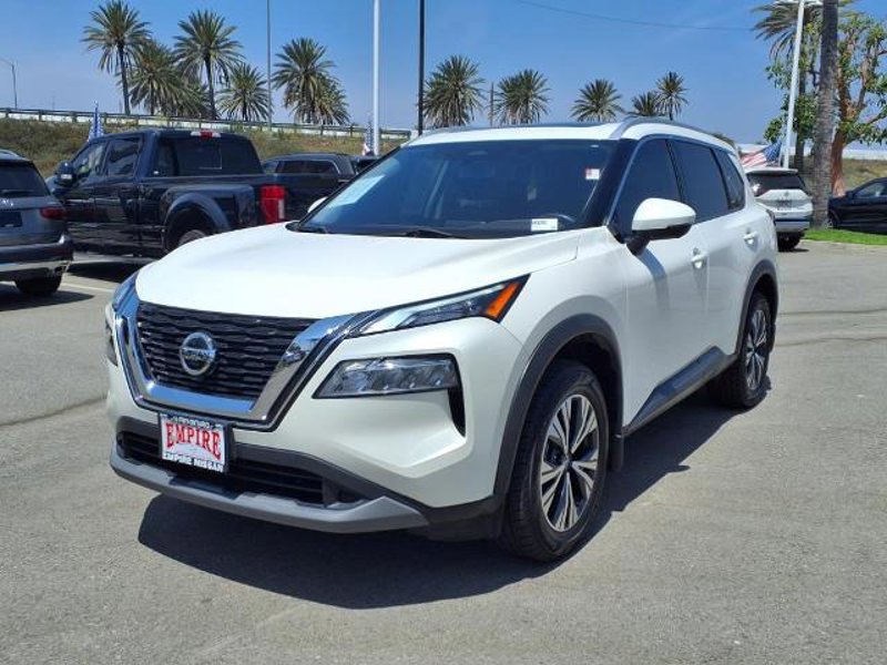 Certified 2021 Nissan Rogue SV w/ Premium Package image 1