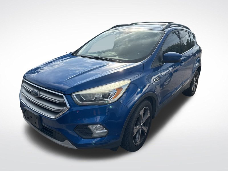 Used 2017 Ford Escape SE w/ Equipment Group 201A image 1