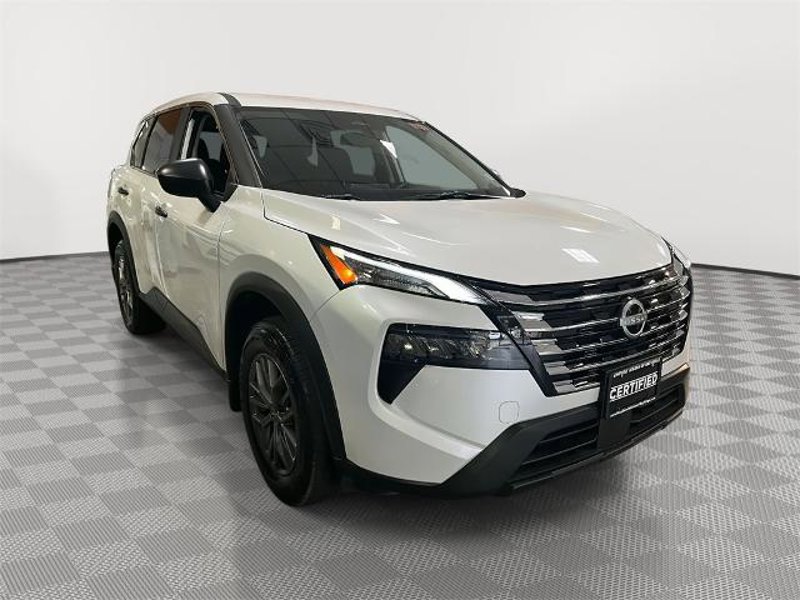 Certified 2025 Nissan Rogue S image 1