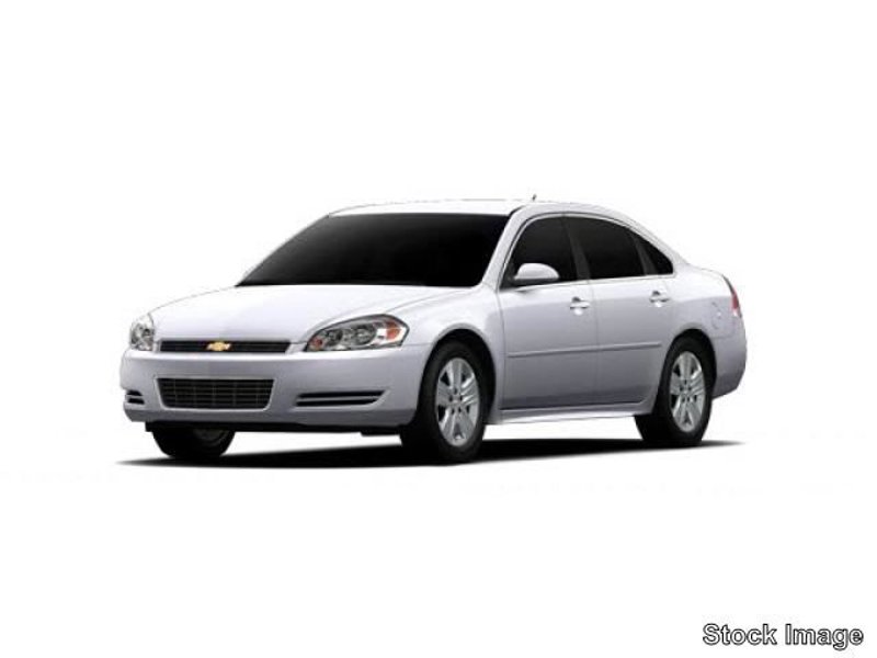 Used 2010 Chevrolet Impala LT w/ Convenience Package image 1