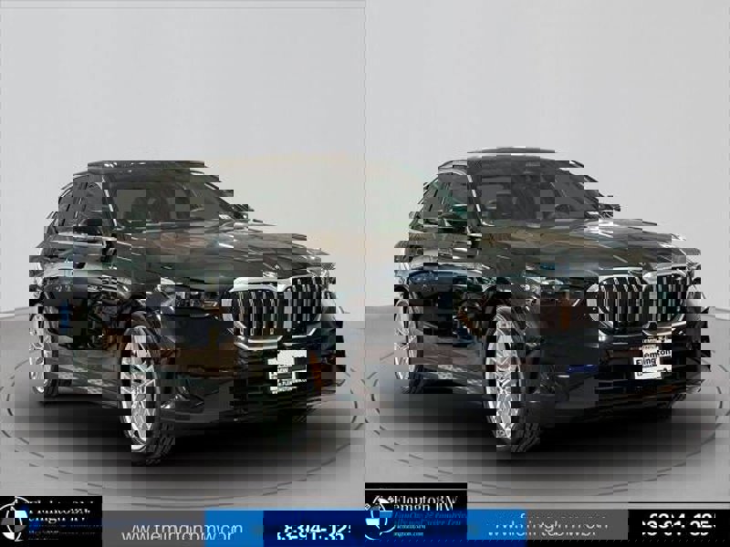 Certified 2024 BMW 530i xDrive w/ Convenience Package image 1