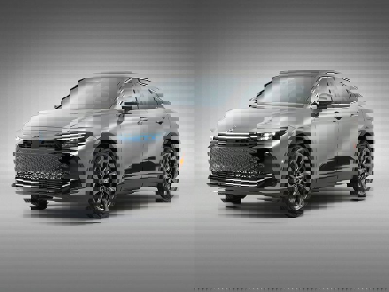 New 2023 Toyota Crown Limited image 1
