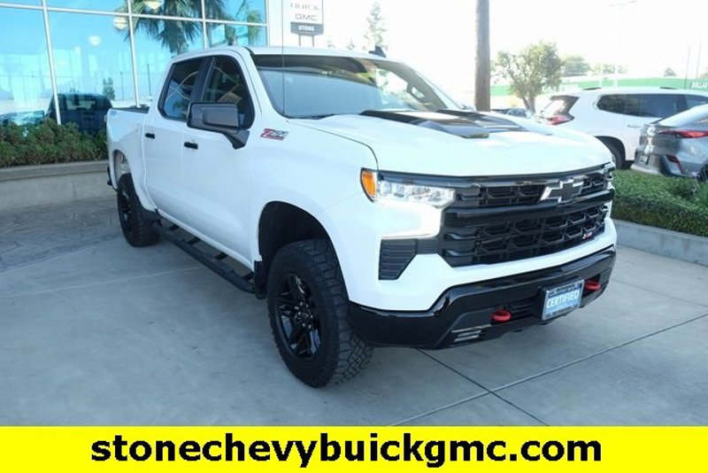 Certified 2022 Chevrolet Silverado 1500 LT Trail Boss image 1