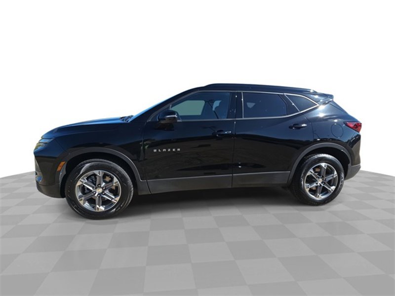Certified 2023 Chevrolet Blazer LT image 1