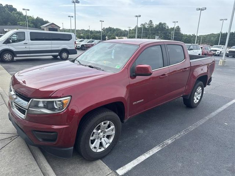 Used 2017 Chevrolet Colorado LT image 1