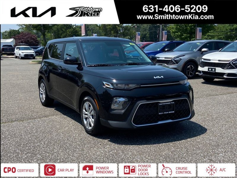 Certified 2022 Kia Soul LX image 1