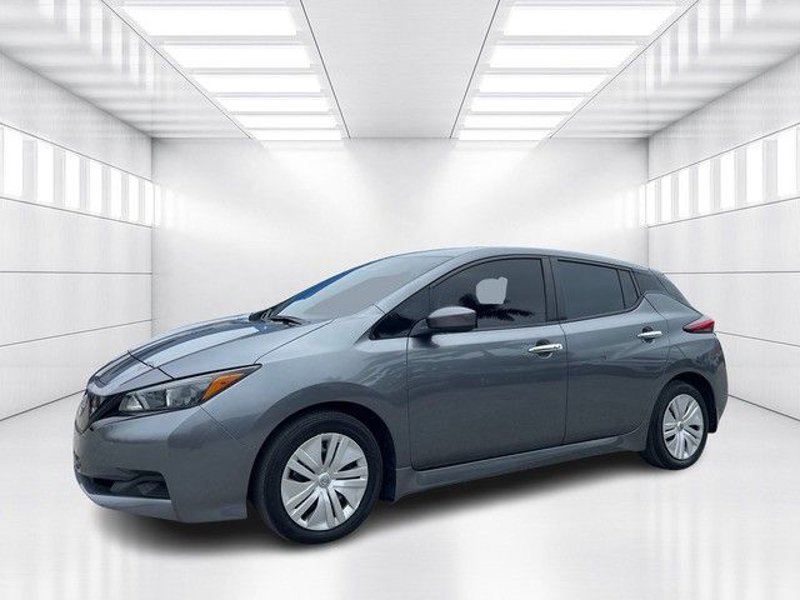 Used 2023 Nissan Leaf S image 1