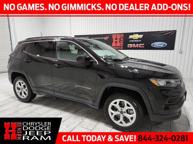 New 2025 Jeep Compass Latitude image 1