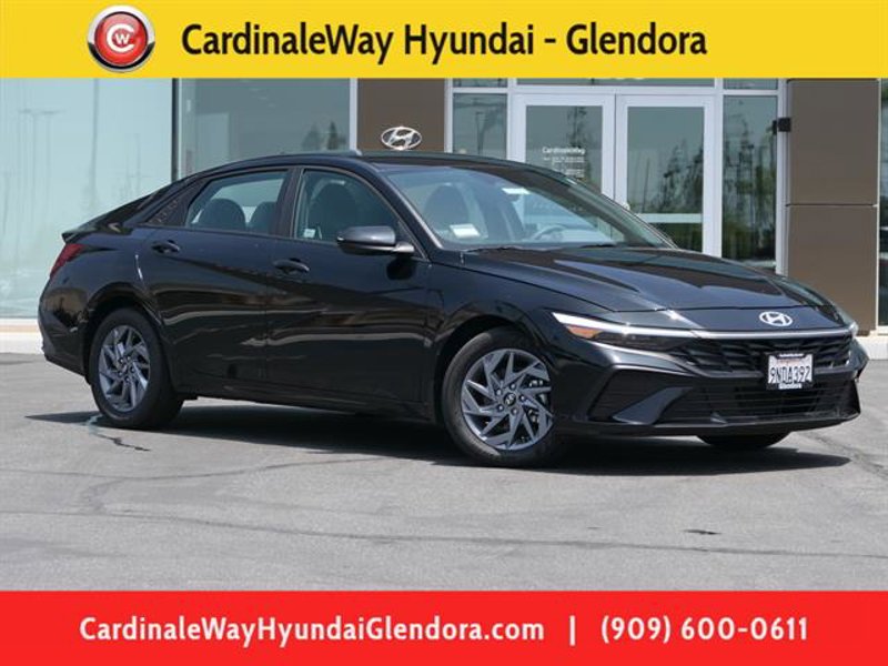 Certified 2024 Hyundai Elantra SEL image 1
