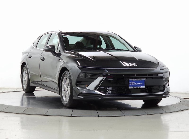 Certified 2025 Hyundai Sonata SE image 1