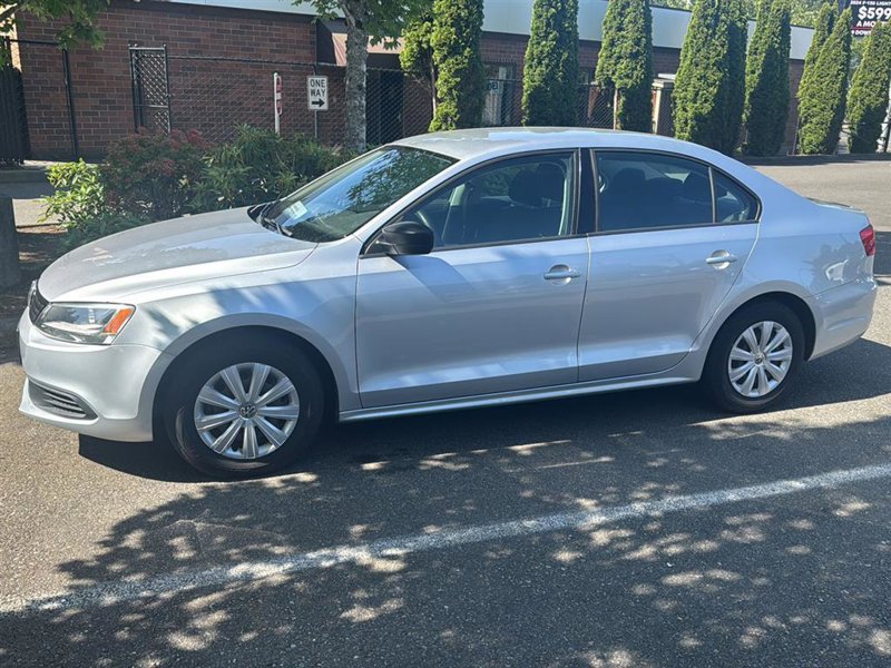 Used 2011 Volkswagen Jetta S image 1