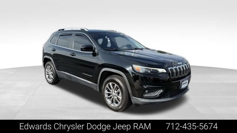 Used 2019 Jeep Cherokee Latitude Plus image 1