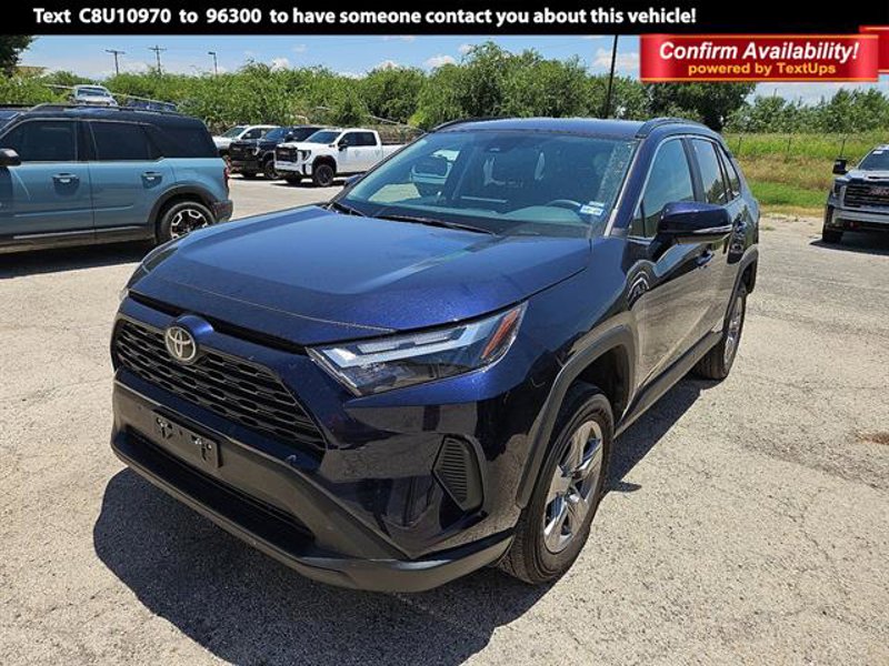 Used 2024 Toyota RAV4 XLE image 1